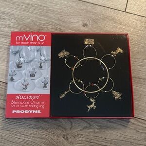 Gold Holiday Stemware Charms Set